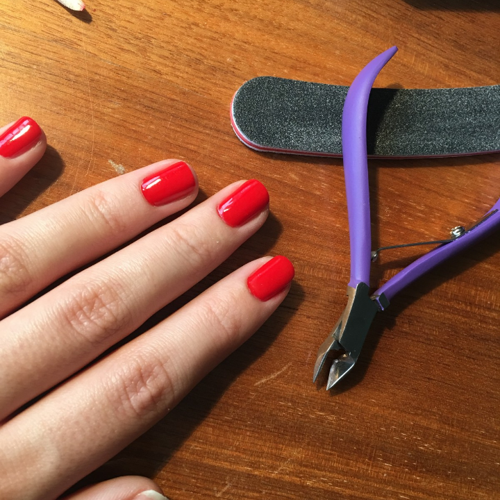 cherry nails alicante