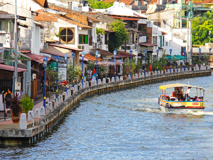 descubre la magia de villayon un pueblo unico en asturias