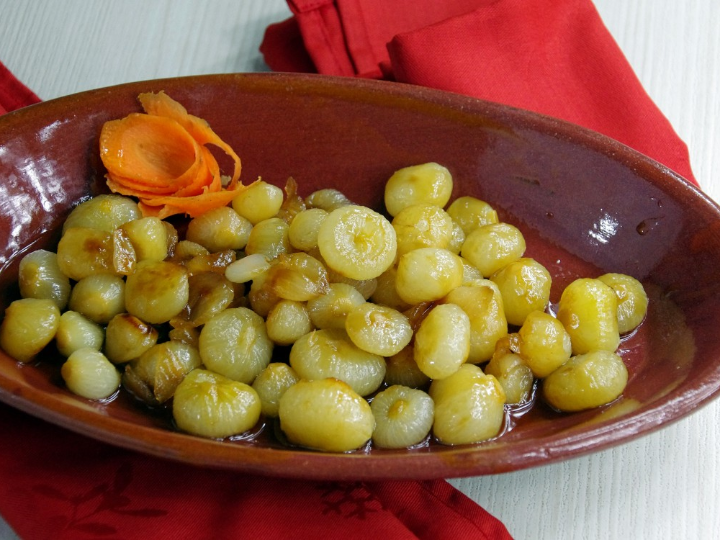 descubre por que los arenques en vinagre son el deleite internacional de los amantes del pescado