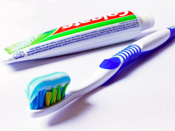 profident pasta de dientes anticaries