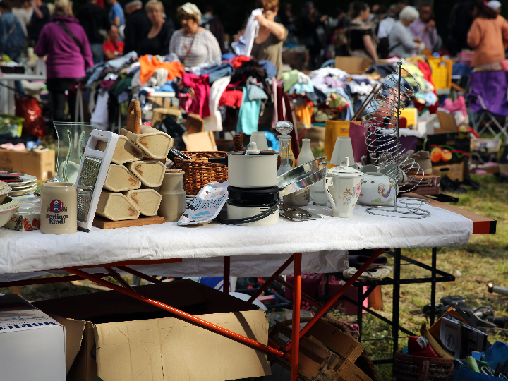 que dia es el mercadillo en guimaraes