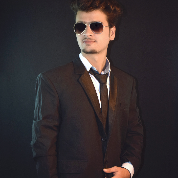 yung beef traslada su exito a clockers su propia tienda de moda urbana